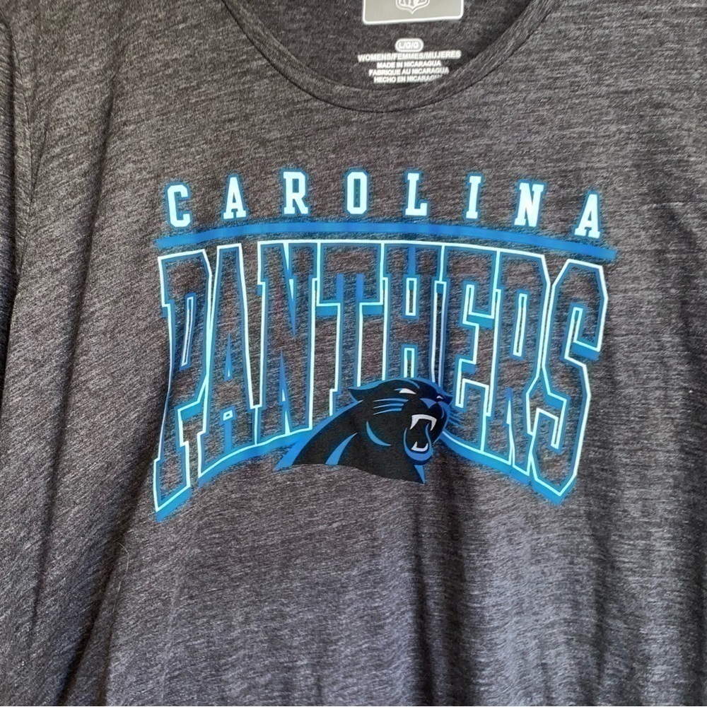 Carolina Panthers Women’s Large Heather Gray Tee NWT NFL Graphic Football Shirt - Picture 2 of 5